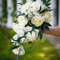 Невеста Елена, июнь 2015 года.
Букет невесты: "Ателье декораций"
Фотограф: Андрей Бровин 