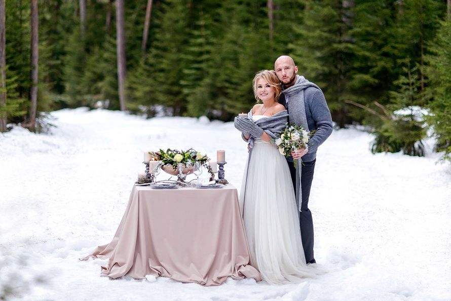 Фотограф Евгений Шумагин
+7 903 848-78-09
Организация: Bocharoff Wedding
Ведущая церемонии: Анна Басова
Декор и флористика: Love Decor
Образ невесты: Юлия Яковлева
Платье: Anna Slanovskiy
Пижамы: Ольга Бурлак - фото 16291278 Фотограф Евгений Шумагин