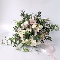 Букет  невесты из пионов и пионовидных роз