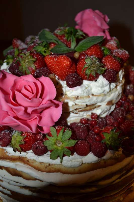 Вот такой прекрасный торт принесли наши гости!))) - фото 7212396 Ресторан Котовасия