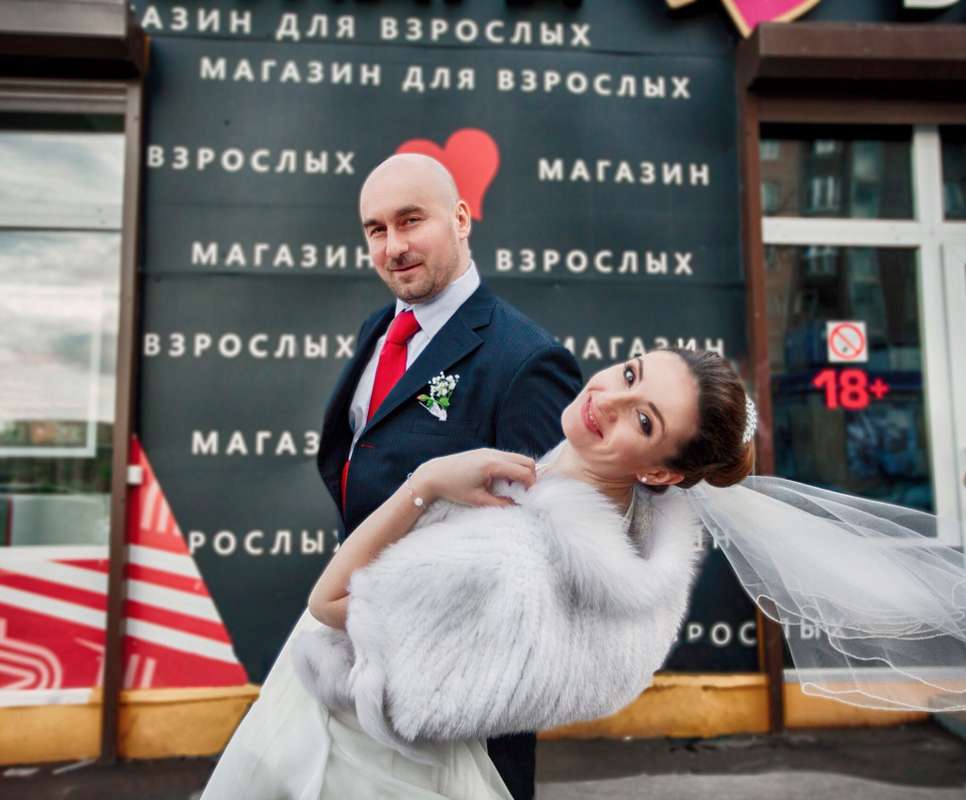 Невеста Ольга с причёской бабетта и выразительный макияж - фото 7642054 Визажист-стилист Егорова Юлия 