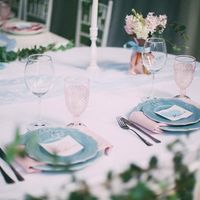 Розово-голубая свадьба
Гортензия и пион
Свадьба в розовых Декор в розовых голубых тонах
Serenity и Rose quartz
Цветное стекло
Шелк
Сервировка стола