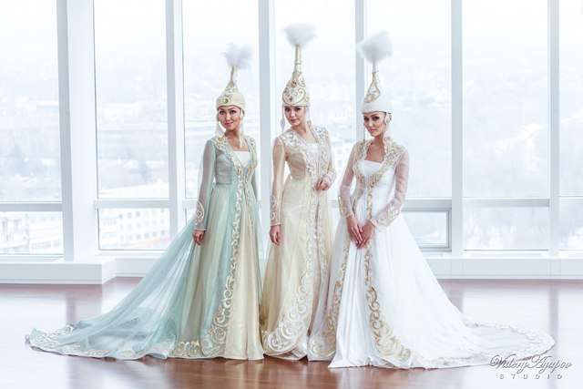 Казахское свадебное платье на кыз узату Раушан - фото 9051048 Салон казахских свадебных платьев Золотая пуговица