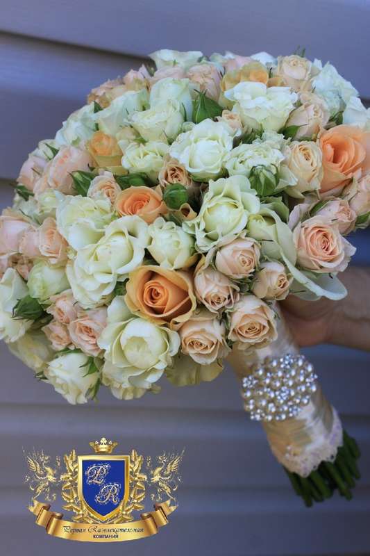 Фото 9109132 в коллекции Букет невесты в кремовом (персиковом) цвете. - Студия декора "Великолепие"