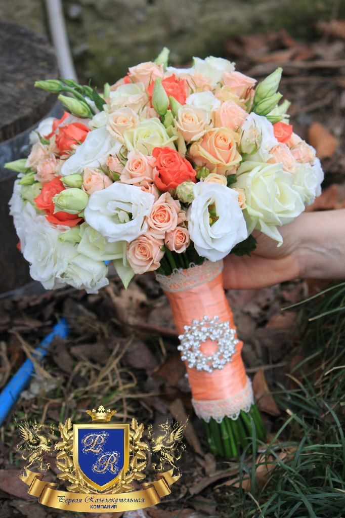 Фото 9109148 в коллекции Букет невесты в кремовом (персиковом) цвете. - Студия декора "Великолепие"