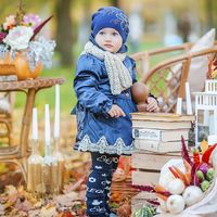 Фотопроект "Уютная осень"
Красавица Анастасия со своей семьёй
Идея и оформление фото-зоны: студия декора  "Special Event" 
Фотограф: Ирина Петрова
