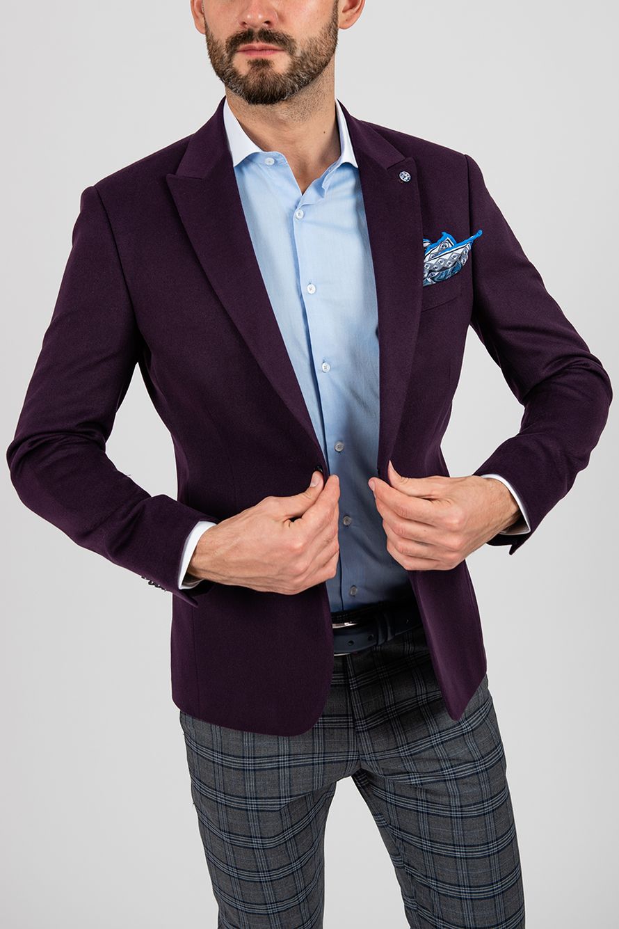 Приталенный фиолетовый пиджак
