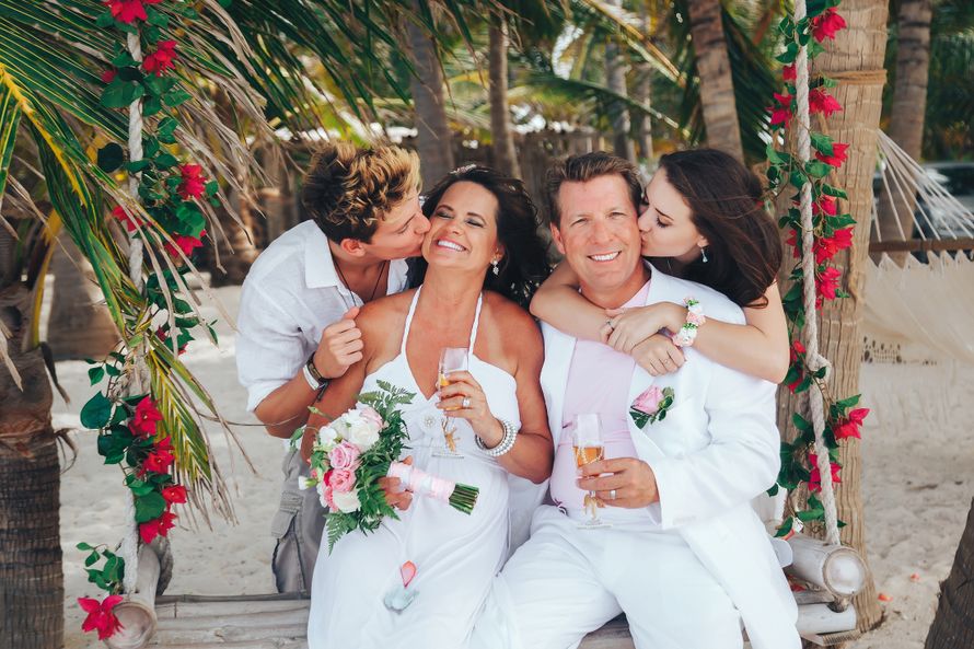 Фото 14982256 в коллекции Обновление клятв - 20 лет совместной жизни {Лаура и Патрик} - Caribbean Wedding - свадьба в Доминикане