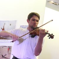 Выступление скрипача на мероприятии