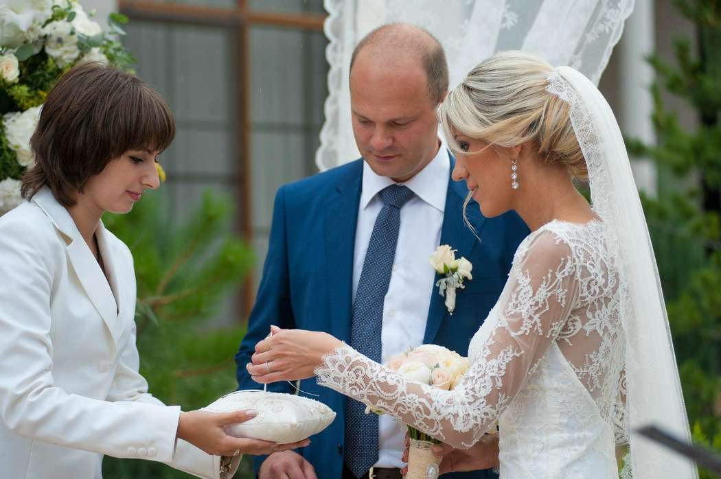 Выездная регистрация Максима и Кати
5 июля 2014
Свадебный организатор: Мария Лаврухина - фото 4127291 Невеста01
