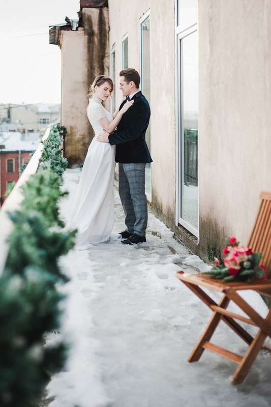 Жених и невеста, зимняя фотосессия - фото 13396330 Фотограф Юлия Борисова