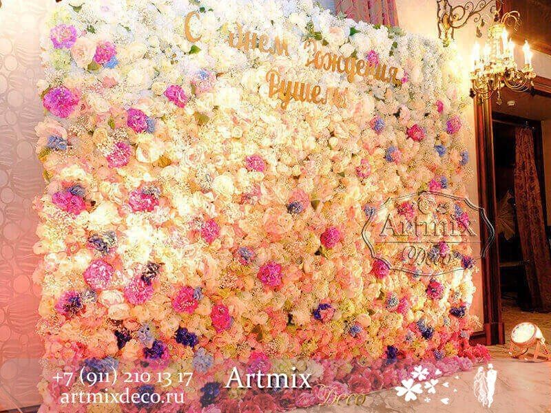 Цветочная стена на праздничном торжестве - фото 12481278 Дизайн-студия декора и флористики "Артмикс"
