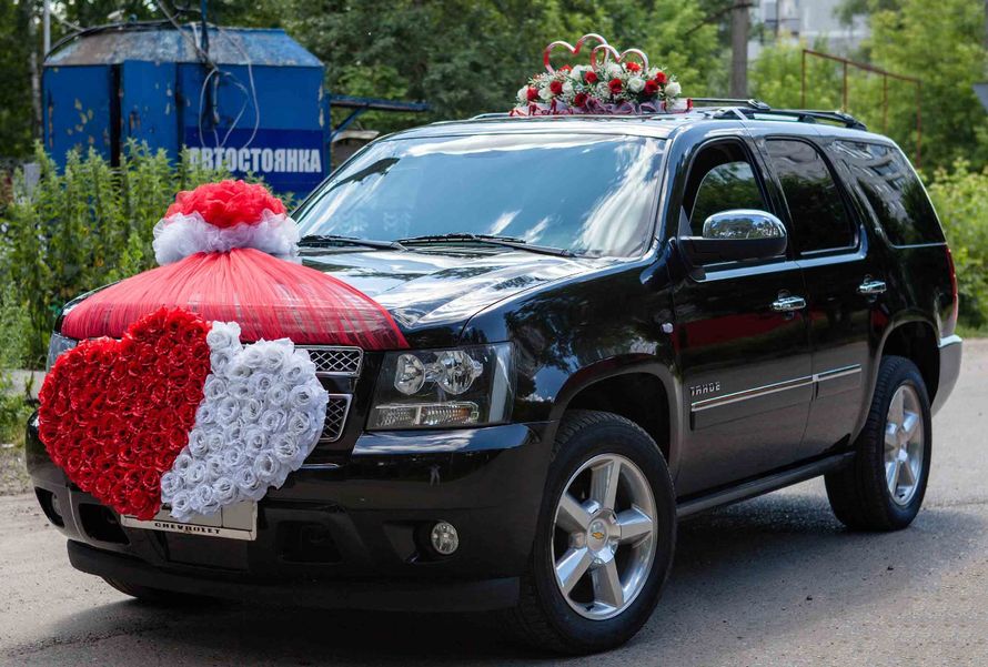 Аренда Chevrolet Tahoe 2014 с водителем , цена за 1 час