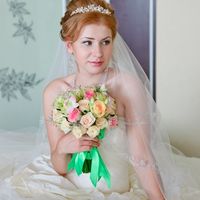 Невеста Машенька. Прическа из коротких волос.