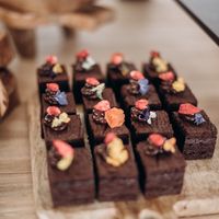 Организация свадьбы, на Крите в Греции. Фотосессия. Стилист. Видеограф оператор. Фотограф.