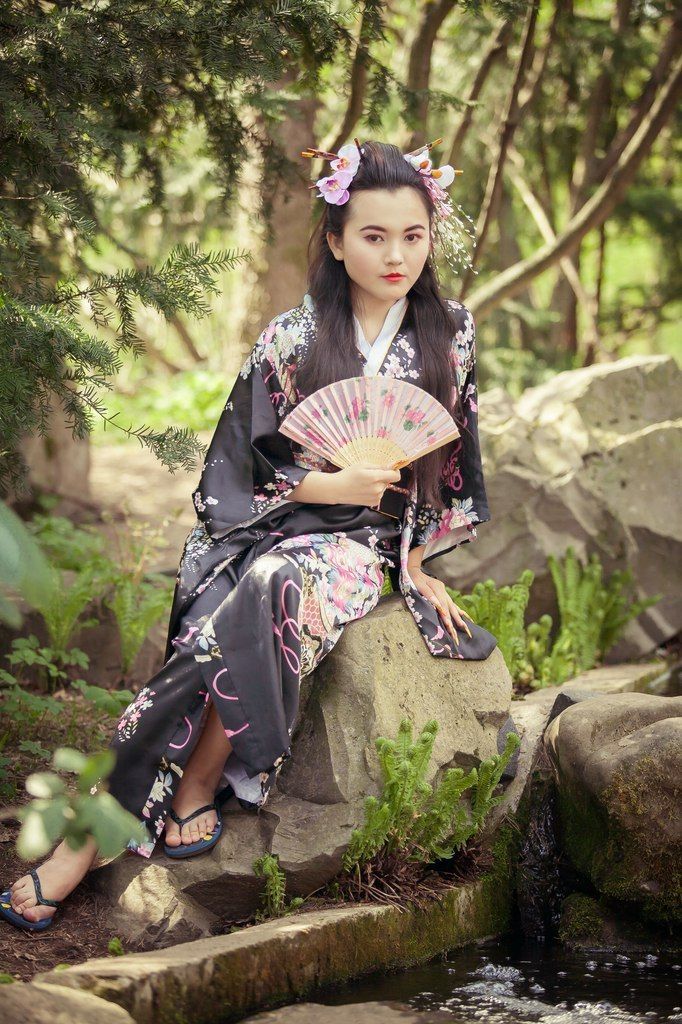 Модель: Баяна
Фотограф: Любовь Бучковская 
MUAH & lashmaker: Светлана Виноградова 
Дизайн ногтей - Махитарова Татьяна  - фото 13533392 Стилист Светлана Вавилова