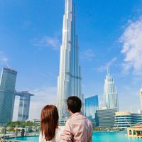 Мое путешествие в Дубай 2018/02 
Бурж Халифа (Burj Khalifa) или «Башня Халифа» находится в Дубае. Сооружение, напоминающее сталагмит, возвышается на 828 метров над эмиратом и является высочайшим в мире.
