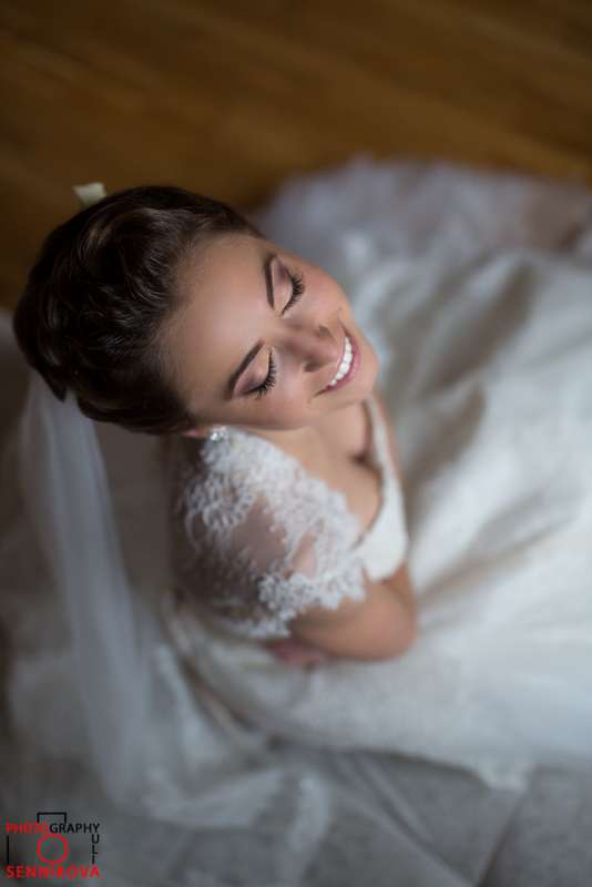 Портрет невесты - фото 1639253 Свадебный фотограф Юлия Сенникова
