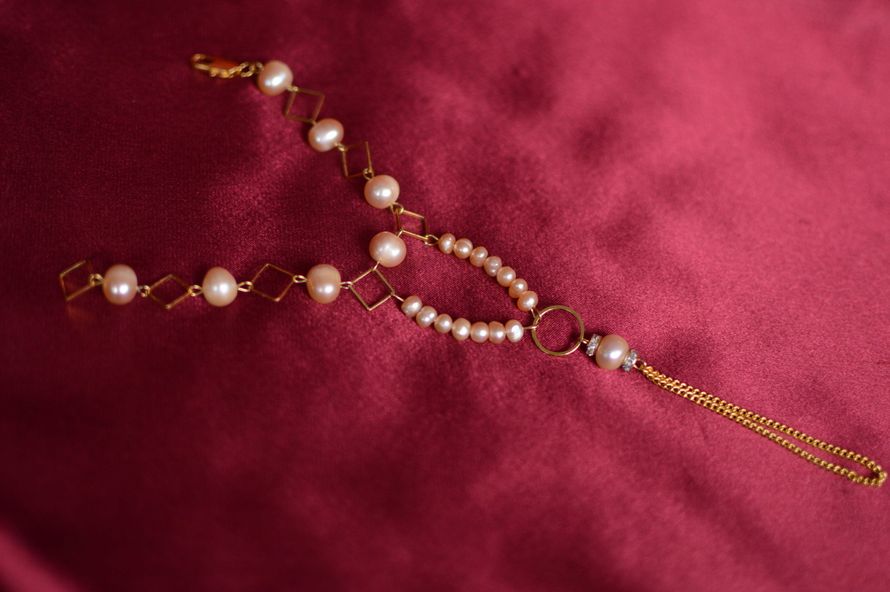 Латунный слейв-браслет из розового жемчуга "Жозефина"