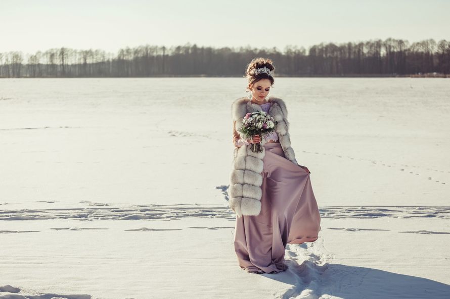 Даже зимой невесты прекрасны....
Фотограф Анастасия Андрешкова - фото 14686470 Фотограф Андрешкова Анастасия