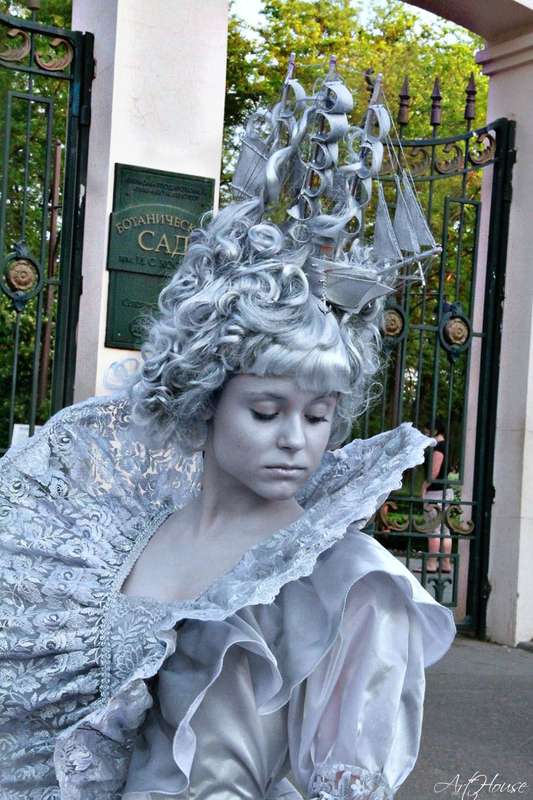 Живая статуя "Мария-Антуанетта" - фото 906815 Творческое объединение  "Изюм" - артисты и шоу