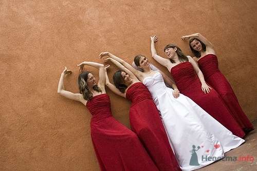 Подружки невесты в красном - фото 4890 Bedrikova Studio - свадебное агентство