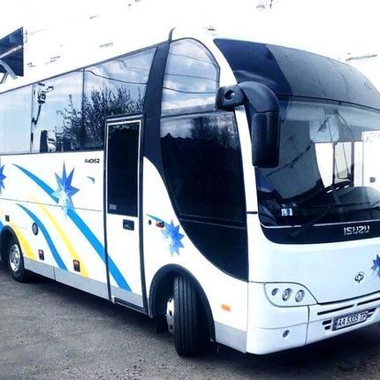 323 Автобус Isuzu белый в аренду, цена от
