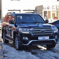 Аренда Toyota Land Cruiser 200