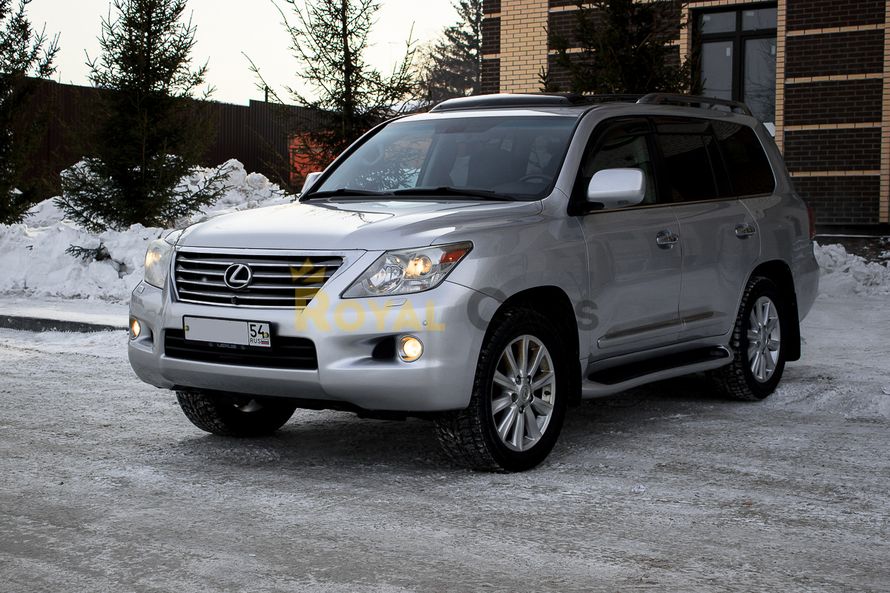 Lexus LX 570 Luxuru+ в аренду 