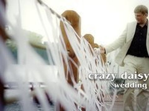 Crazy Daisy wedding