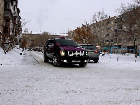 Cadillac Escalade. Прокат свадебных автомобилей в Челябинске (www.auto454.ru)