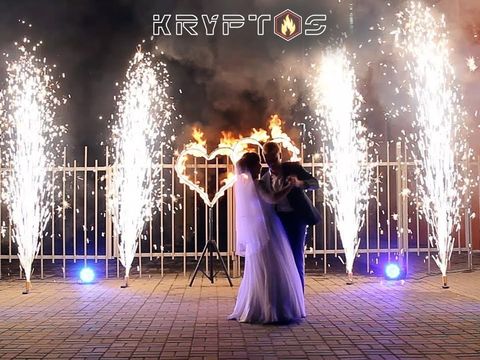 KRYPTOS - огненные сердца, 6 пирофонтанов, сценический свет.